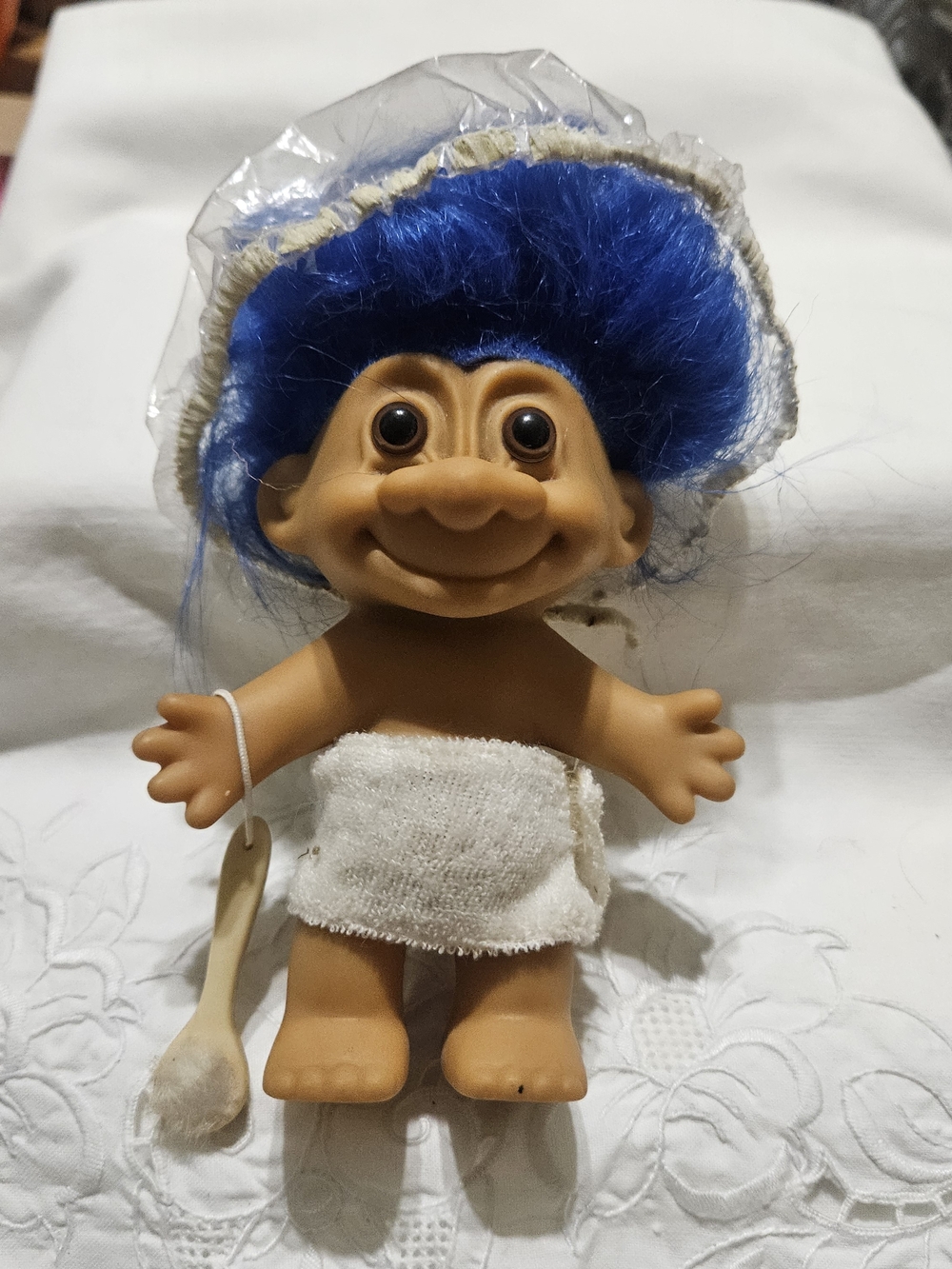 Vintage 1980s or 1990s Russ Berrie "Shower Time" Troll Doll